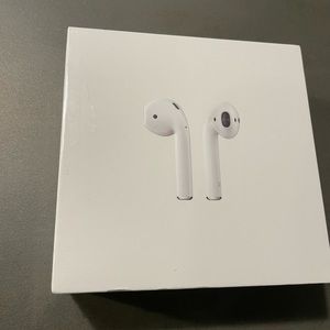 Apple AirPods (BRAND NEW)